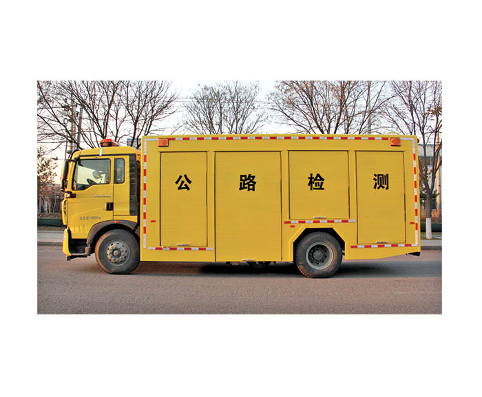 路面橫向力系數(shù)檢測(cè)車